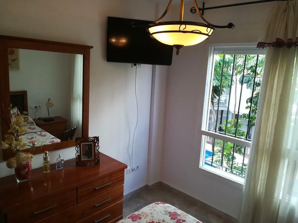 Apartamento En La Carihuela Torremolinos